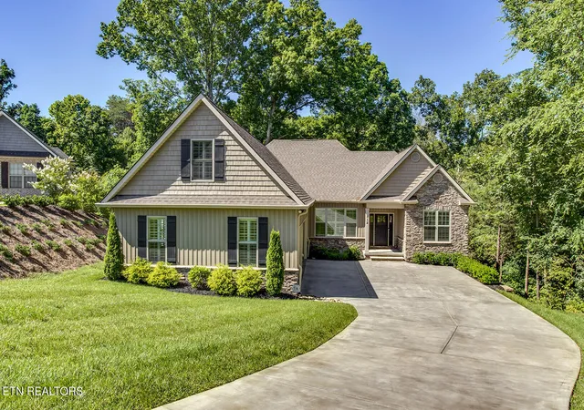 Photo 1 of Sale Pending at 312 Elokwa Ln, Loudon, TN 37774 | MLS# 1343815 | Listing updated on 2026-10-06