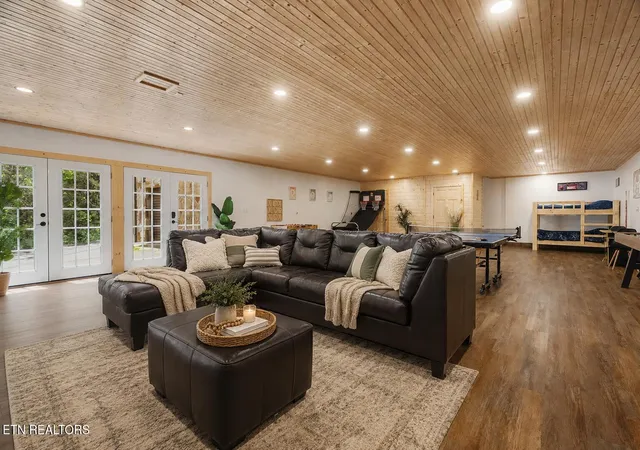 Photo 4 of Single family home for sale at 646 Parton Holw Rd, Sevierville, TN 37876 | MLS# 1341661 | Listing updated on 2026-05-21