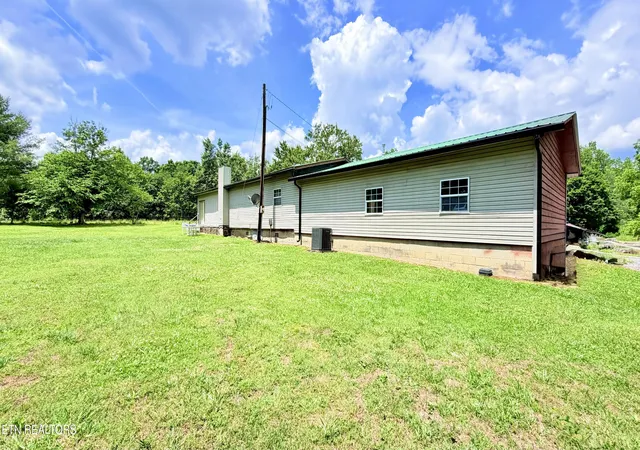 Homes for sale in Pioneer, TN | 162 Charlie Byrd Ln, Pioneer, TN 37847 | MLS# 1342931