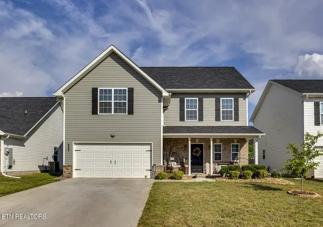 Homes for sale in Maryville, TN | 3032 Dominion Dr, Maryville, TN 37803 | MLS# 1342070