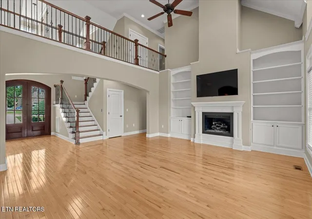 Photo 4 of Single family home for sale at 1076 Britts Dr, Lenoir City, TN 37772 | MLS# 1344386 | Listing updated on 2026-09-09