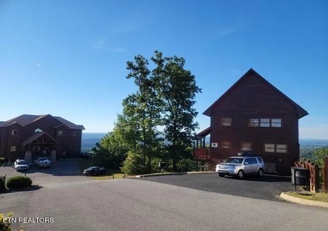 3rd image of Breezey Ridge Dr, Sevierville, TN 37876 | MLS# 1341832