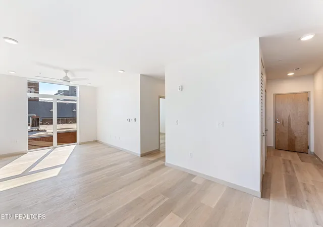 4th image of 515 Cafego Pl #401, Knoxville, TN 37902 | MLS# 1341827
