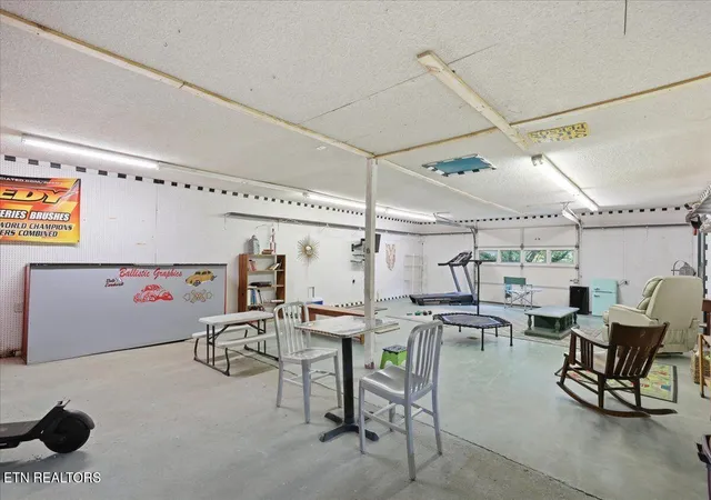 5th image of 2633 Harriman Hwy, Harriman, TN 37748 | MLS# 1342026
