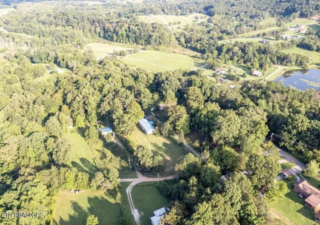 Homes for sale in Strawberry Plains, TN | 904 Woodview Wy, Strawberry Plains, TN 37871 | MLS# 1342067