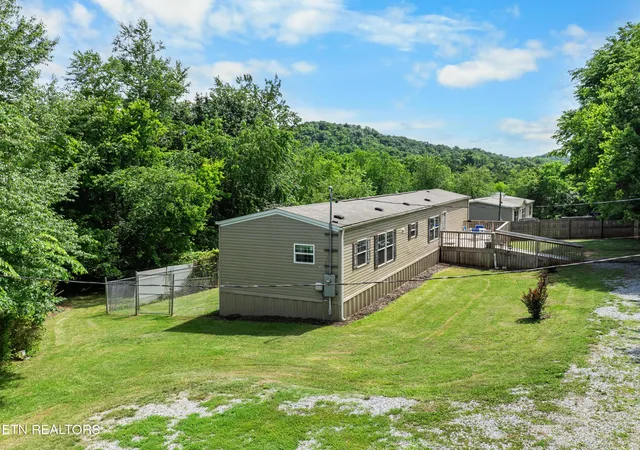 Photo 3 of Single family home for sale at 8654 Thorn Grv Pike, Knoxville, TN 37914 | MLS# 1343485 | Listing updated on 2026-07-28