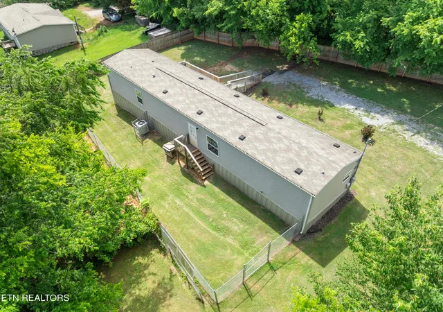 Photo 3 of Single family home for sale at 8654 Thorn Grv Pike, Knoxville, TN 37914 | MLS# 1343485 | Listing updated on 2026-07-28