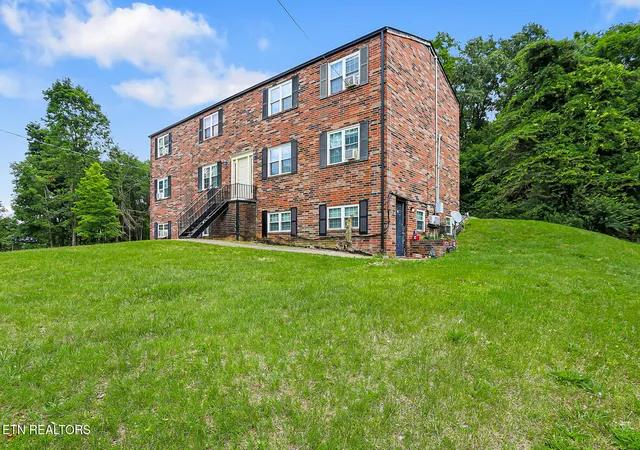 2nd image of 410 Dry Gap Pike, Knoxville, TN 37912 | MLS# 1342789
