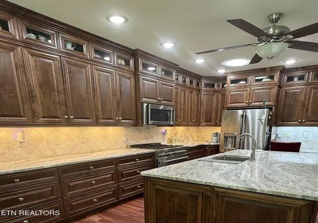 Homes for sale in Monterey, TN | 751 White Oak Rd, Monterey, TN 38574 | MLS# 1345640