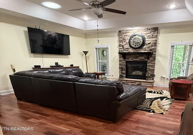 Homes for sale in Monterey, TN | 751 White Oak Rd, Monterey, TN 38574 | MLS# 1345640