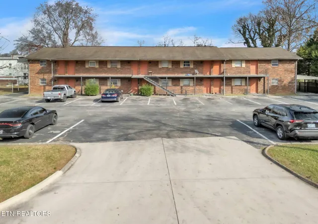 4th image of 4700 Upchurch Rd, Knoxville, TN 37912 | MLS# 1342046