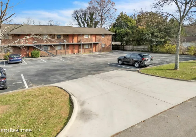 5th image of 4700 Upchurch Rd, Knoxville, TN 37912 | MLS# 1342046