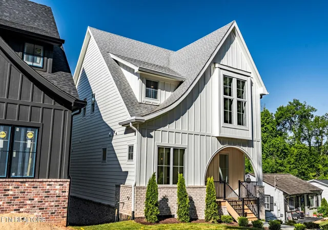 Photo 1 of Single family home for sale at 2014 Is Home Ave, Knoxville, TN 37920 | MLS# 1342098 | Listing updated on 2026-09-08