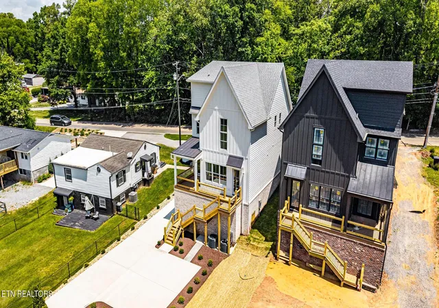 Photo 4 of Single family home for sale at 2014 Is Home Ave, Knoxville, TN 37920 | MLS# 1342098 | Listing updated on 2026-09-08