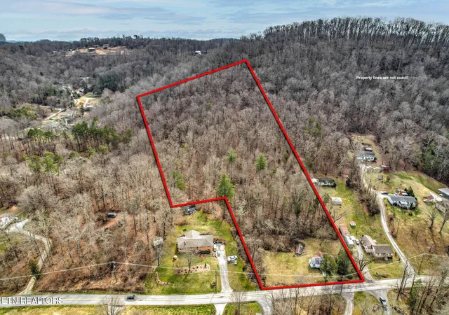 Photo 2 of Sale Pending at 2942 Miller Rd, Powell, TN 37849 | MLS# 1342109 | Listing updated on 2026-08-02