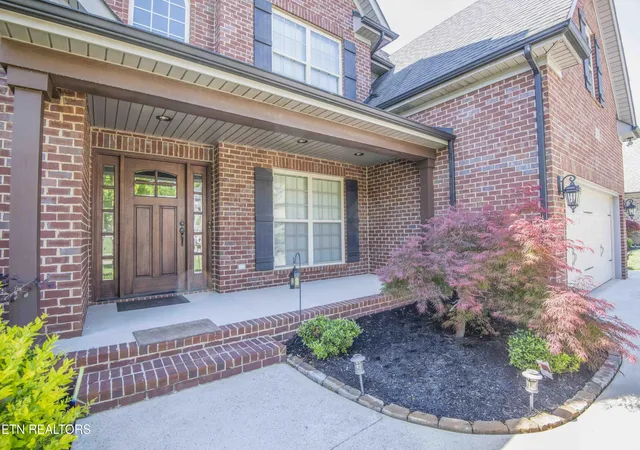 Homes for sale in Knoxville, TN | 12032 Poplar Meadow Ln, Knoxville, TN 37932 | MLS# 1342286