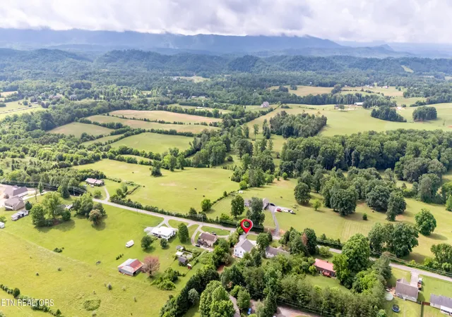 43rd image of 6125 Bingham Ln, Maryville, TN 37801 | MLS# 1342311