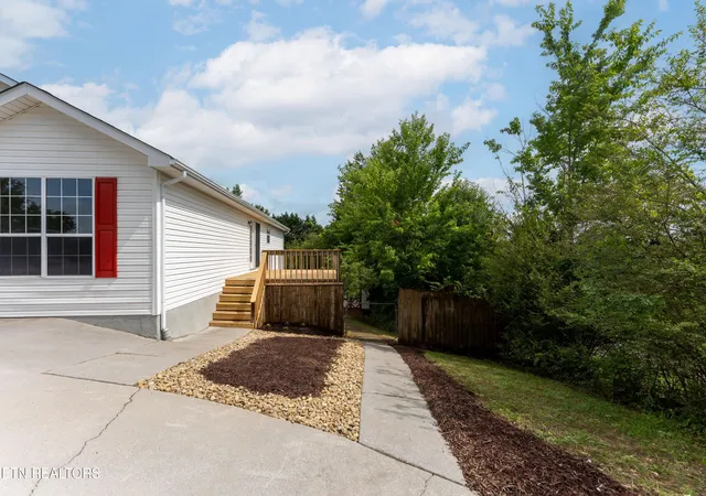 4th image of 6125 Bingham Ln, Maryville, TN 37801 | MLS# 1342311