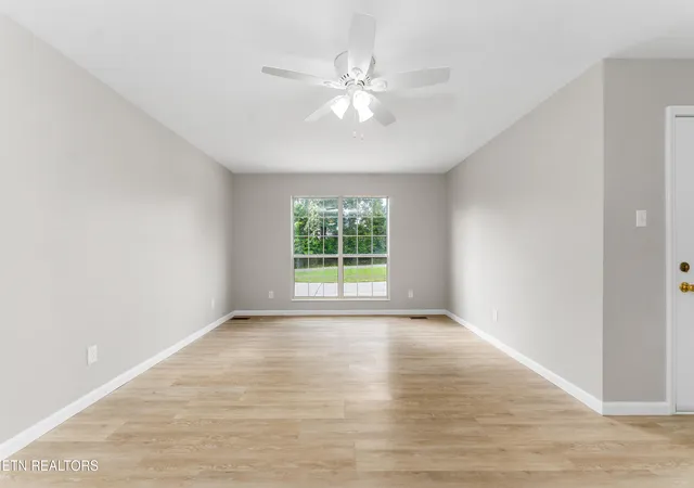 5th image of 6125 Bingham Ln, Maryville, TN 37801 | MLS# 1342311