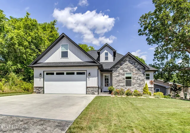 1st image of 141 Daleyuhski Wy, Loudon, TN 37774 | MLS# 1342917