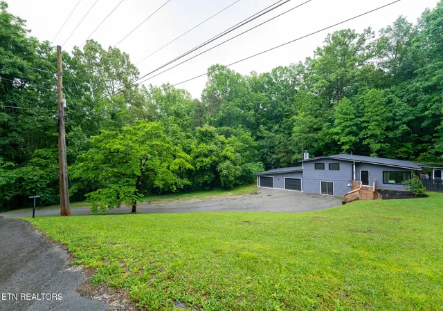 Homes for sale in Rocky Top, TN | 304 Cumberland View Estates, Rocky Top, TN 37769 | MLS# 1342478