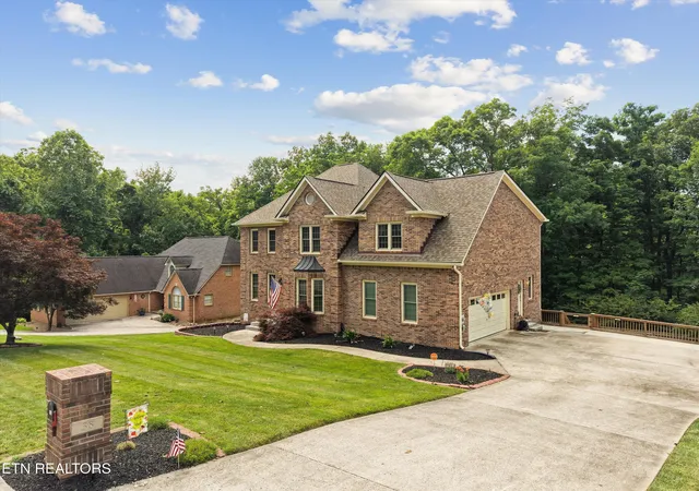 Photo 3 of Sale Pending at 38 Palisades Pkwy, Oak Ridge, TN 37830 | MLS# 1342337 | Listing updated on 2026-07-11