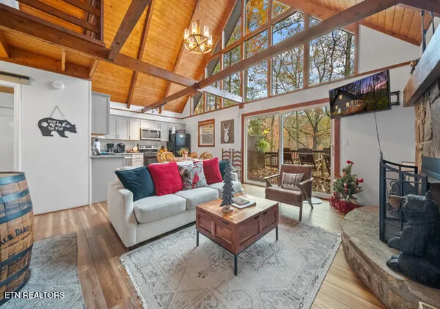 44th image of 887 Holly Branch Rd, Gatlinburg, TN 37738 | MLS# 1343316
