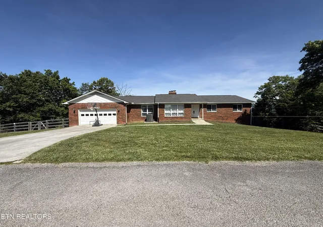 Photo 3 of Single family home for sale at 264 Norfolk Cir, Harrogate, TN 37752 | MLS# 1342950 | Listing updated on 2026-09-22