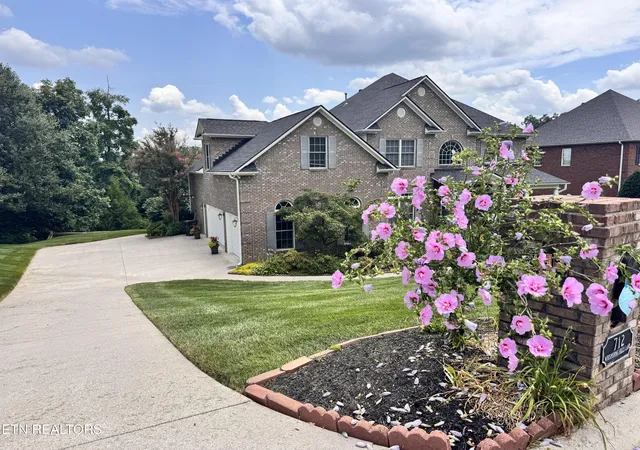 43rd image of 712 Whispering Hills Ln, Farragut, TN 37934 | MLS# 1342422