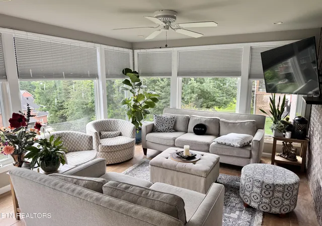 4th image of 712 Whispering Hills Ln, Farragut, TN 37934 | MLS# 1342422