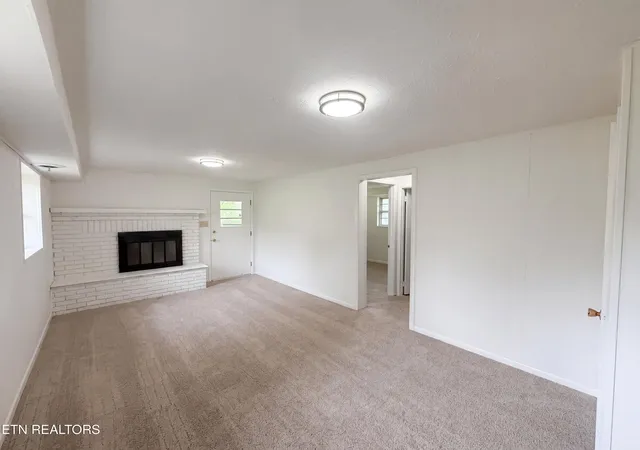 Photo 3 of Single family home for sale at 508 Bromley Ln, Knoxville, TN 37923 | MLS# 1342451 | Listing updated on 2026-08-27