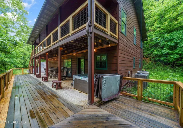 Photo 2 of Single family home for sale at 3856 Ravens Den Way, Sevierville, TN 37862 | MLS# 1342392 | Listing updated on 2026-09-18
