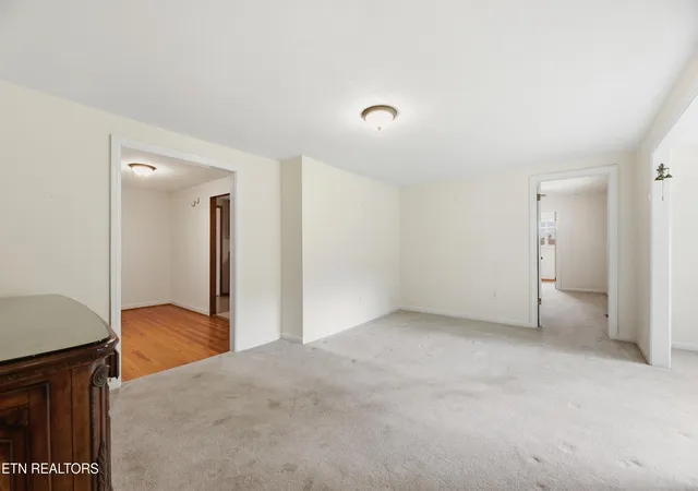 5th image of 505 Ridgeview Dr, Clinton, TN 37716 | MLS# 1342482