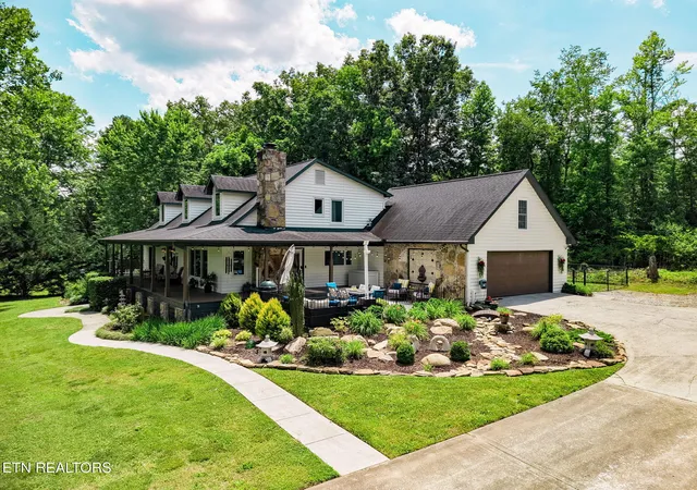 Photo 4 of Sale Pending at 519 Herron Rd, Farragut, TN 37934 | MLS# 1343183 | Listing updated on 2026-08-26
