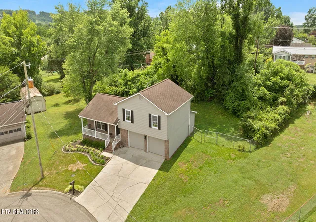 Homes for sale in Powell, TN | 7601 Ashcroft Wy, Powell, TN 37849 | MLS# 1342515