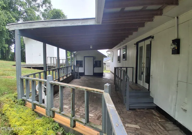 Homes for sale in New Tazewell, TN | 106 Walnut St, New Tazewell, TN 37825 | MLS# 1342843