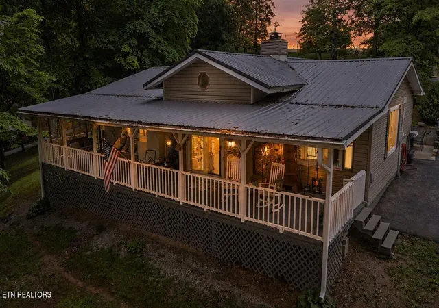 2nd image of 261 Rain Valley Rd, La Follette, TN 37766 | MLS# 1342511