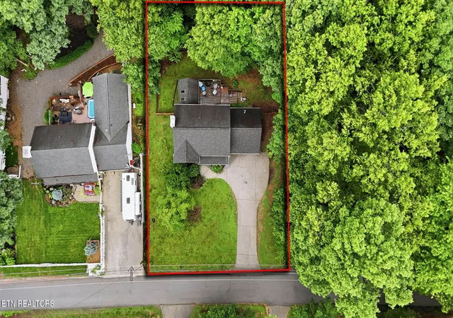 Photo 3 of Single family home for sale at 3423 Hackworth Rd, Knoxville, TN 37931 | MLS# 1343514 | Listing updated on 2026-09-09