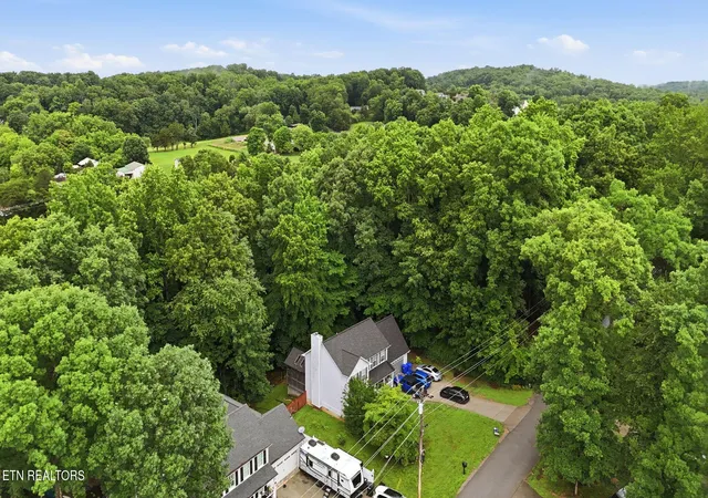 Photo 4 of Single family home for sale at 3423 Hackworth Rd, Knoxville, TN 37931 | MLS# 1343514 | Listing updated on 2026-09-09