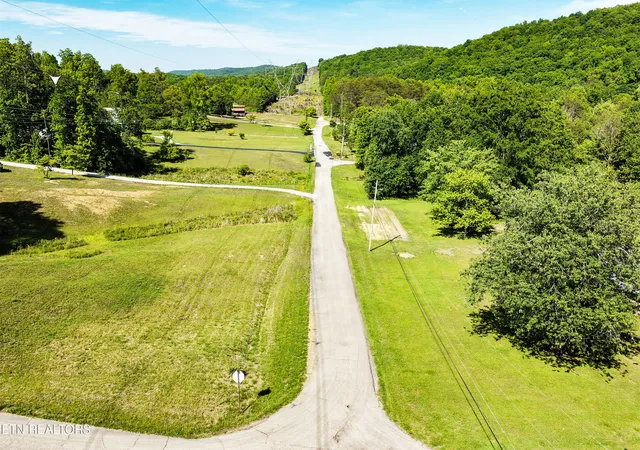 Photo 3 of Land for sale at 00 Lakeview Dr, Kingston, TN 37763 | MLS# 1342697 | Listing updated on 2026-05-29