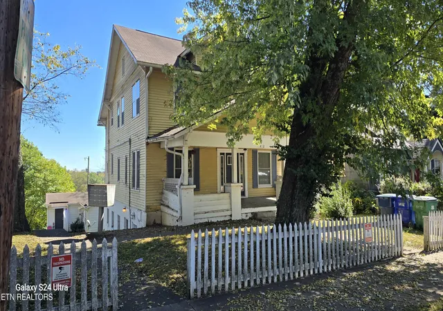 2nd image of 1412 1418 Armstrong Ave, Knoxville, TN 37917 | MLS# 1343469