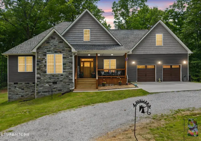 Homes for sale in Monterey, TN | 617 Icy Cove Tr, Monterey, TN 38574 | MLS# 1342754