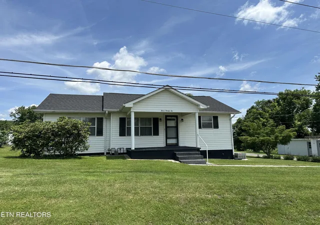 Homes for sale in Rockwood, TN | 392 Tedder St, Rockwood, TN 37854 | MLS# 1342834