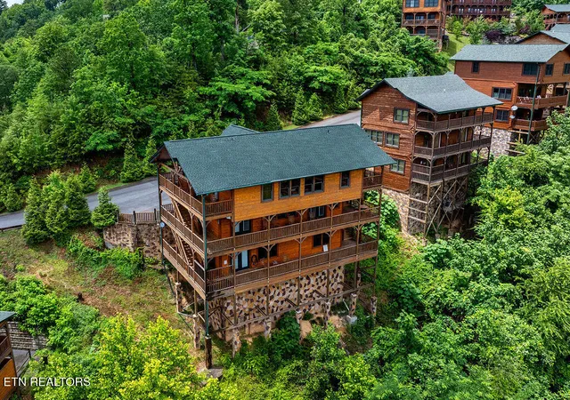 2nd image of 776 Mountain Stream Wy, Gatlinburg, TN 37738 | MLS# 1342769