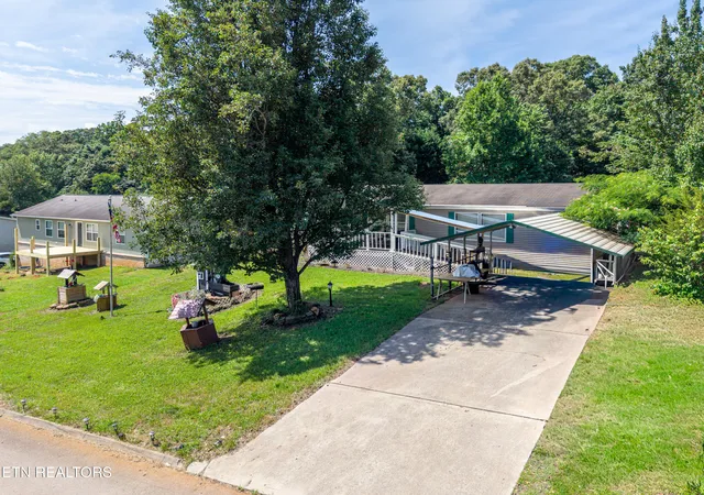 Homes for sale in Seymour, TN | 330 Westmoreland Ct, Seymour, TN 37865 | MLS# 1343415