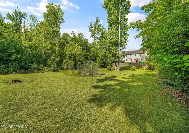 Homes for sale in Lenoir City, TN | 1620 Spring Oak Ln, Lenoir City, TN 37772 | MLS# 1342794
