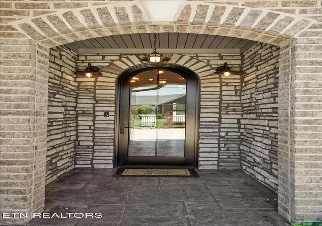 Photo 3 of Single family home for sale at 320 Augusta Ln, Lenoir City, TN 37772 | MLS# 1343187 | Listing updated on 2026-10-12
