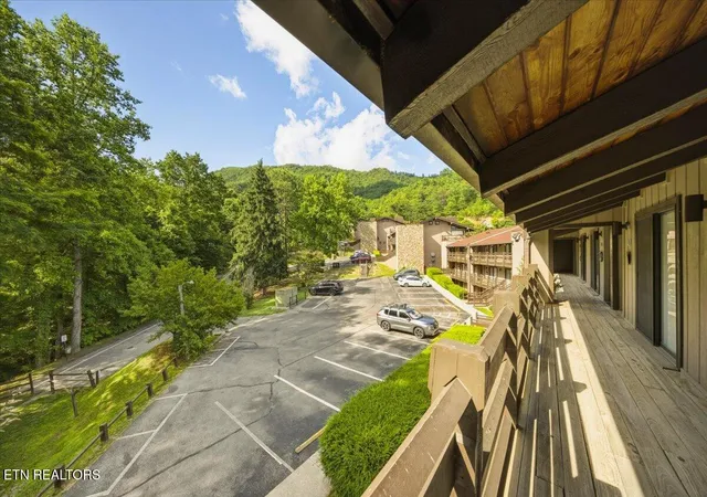 Homes for sale in Sevierville, TN | 1081 Cove Rd #APT 1033, Sevierville, TN 37876 | MLS# 1343269