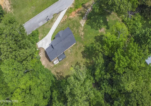 51st image of 524 Westbury Dr, Clinton, TN 37716 | MLS# 1342919