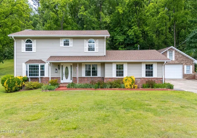 Photo 1 of Sale Pending at 6848 Ivanwood Dr, Hixson, TN 37343 | MLS# 1342846 | Listing updated on 2026-09-02